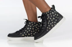 Black Daisy BILLY Classic Lace High Tops 22 Black Daisy BILLY Classic Lace High Tops -Shoes Promotion Store BK22300 002 studio standing 1 940x614 176cbf99 c9ce 4e55 a321 9d5a596cebb3