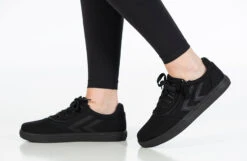 Black To The Floor BILLY CS Sneaker Low Tops 22 Black To The Floor BILLY CS Sneaker Low Tops -Shoes Promotion Store BK22343 001 studio standing 1 940x614 4b6f8b99 521f 4d3b 823a 2749ec19c97c