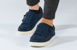 FINAL SALE - Women's Navy BILLY Sneaker Low Tops -Shoes Promotion Store BW21328 410 studio standing 2 940x614 b15a154b a54e 466b 9fa7 952f001bf3b3