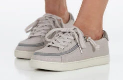 FINAL SALE - Women's Light Grey BILLY Sneaker Low Tops 21 FINAL SALE - Women's Light Grey BILLY Sneaker Low Tops -Shoes Promotion Store BW22128 051 studio standing 2 940x614 b5ef60e2 25a0 49bd a68e bfe5eafa18ec